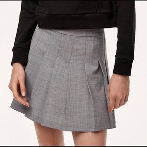 ARITZIA - Olive Mini Skirt (NWT)